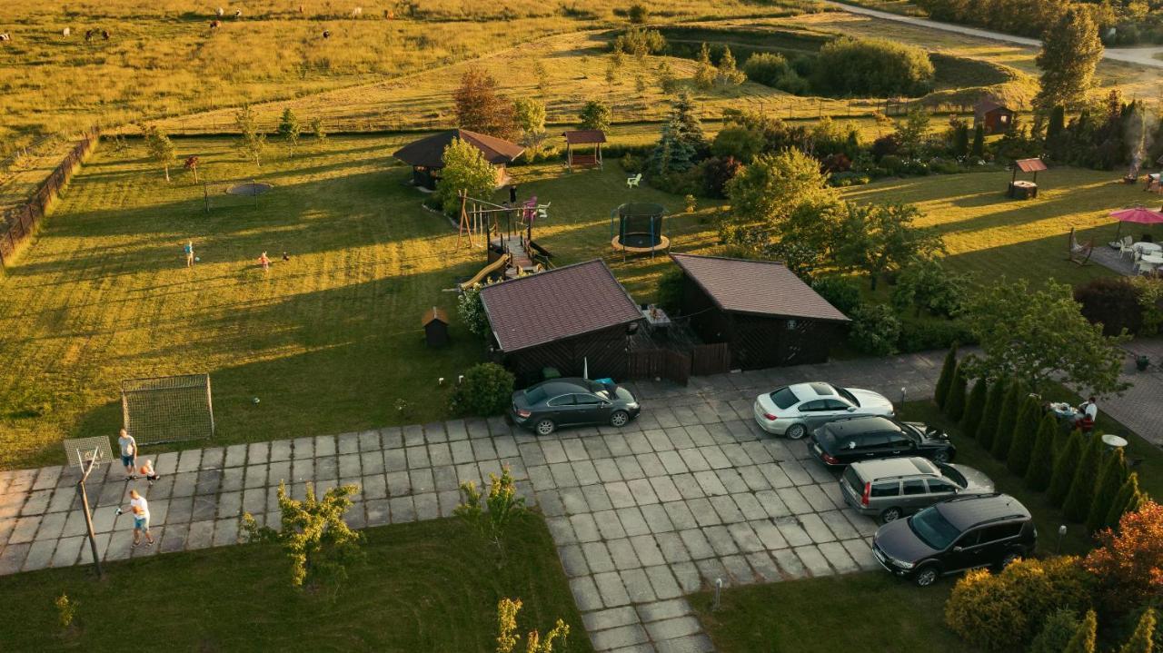 Viesu Nams Kapsargi Hotel Ventspils Exterior foto