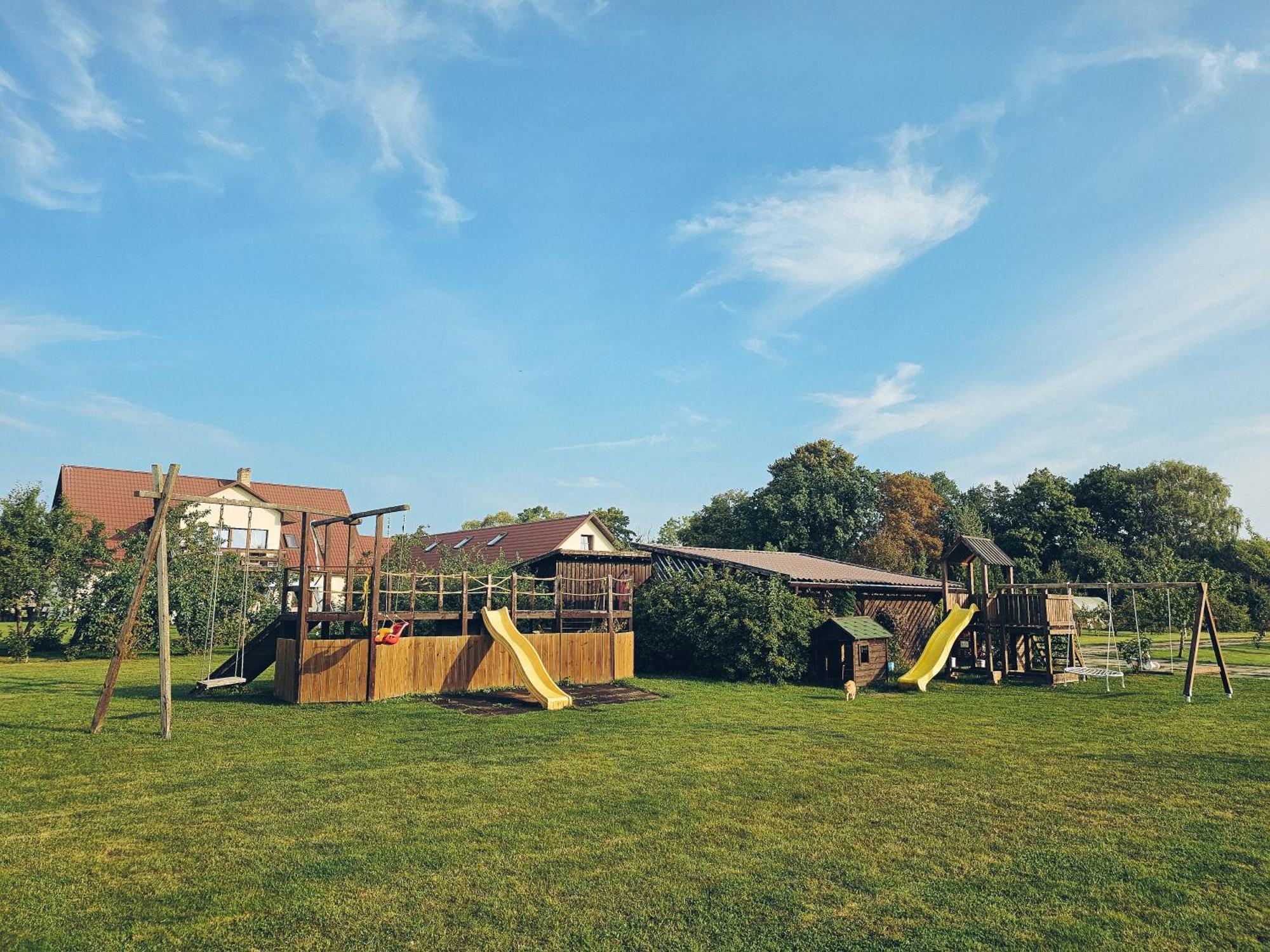 Viesu Nams Kapsargi Hotel Ventspils Exterior foto